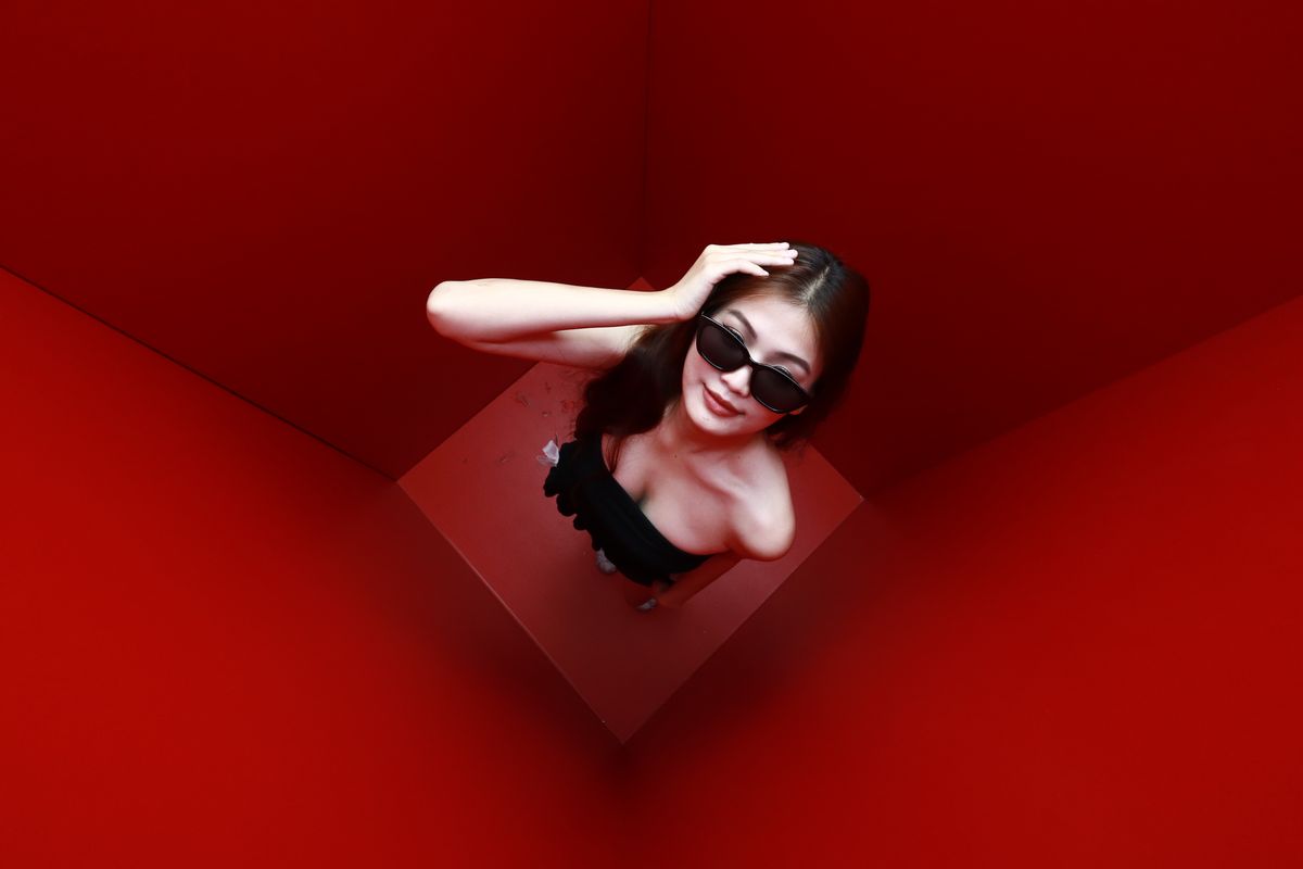 Experience Cinematic Self-Photography at HE@DSUP Hanoi