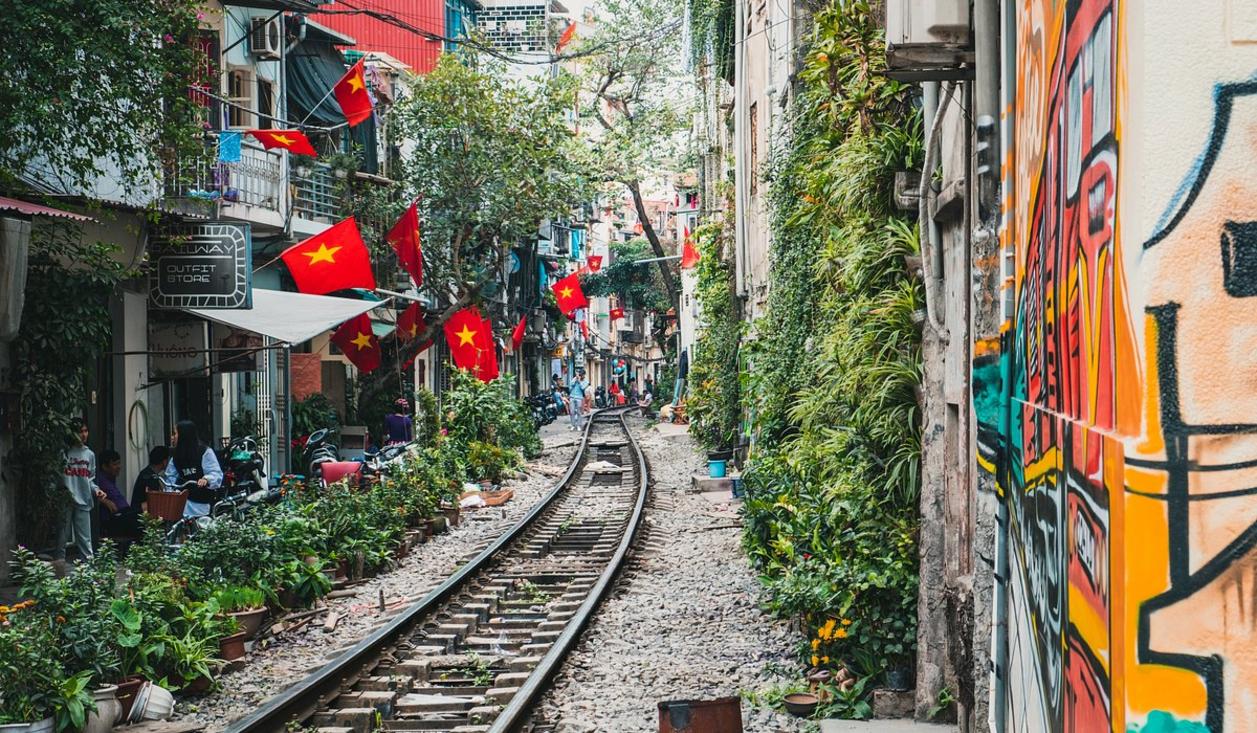 Top Things to Do in Hanoi: Unforgettable Experiences with Creative Photobooths