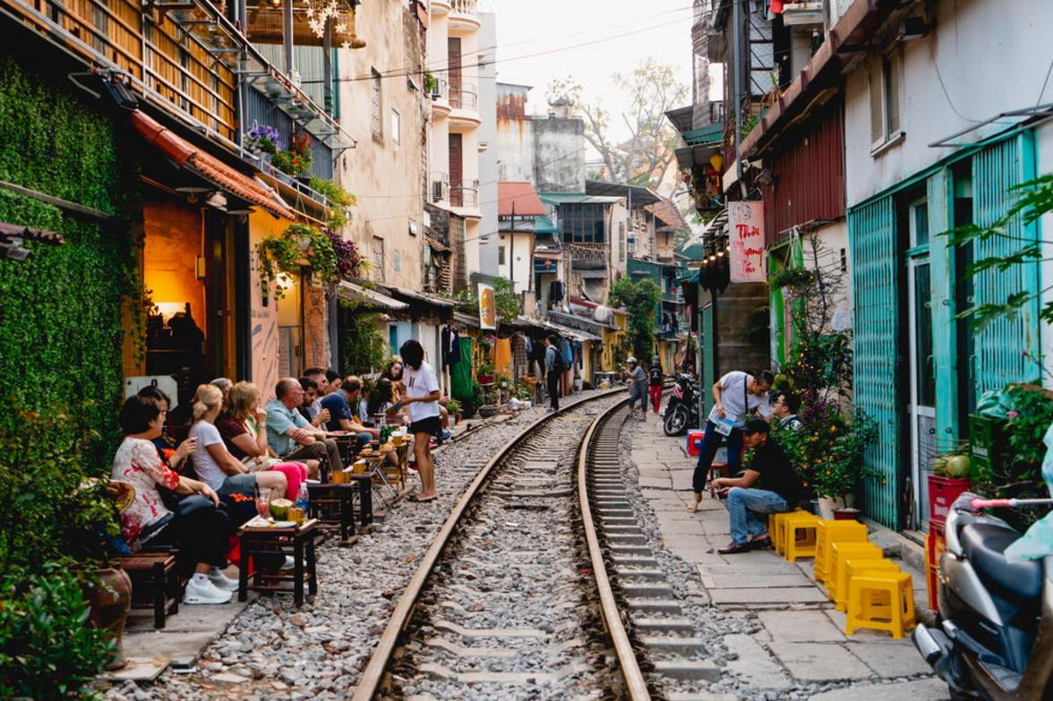 Top Instagrammable Activities in Hanoi’s Old Quarter: Beyond the Lake with Photobooths and Fun