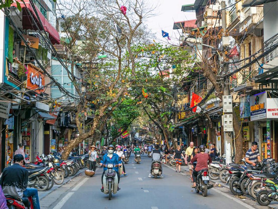 5 Unique Ways to Capture Memorable Photos in Hanoi’s Old Quarter